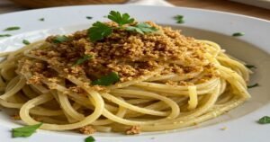 Pasta ca' muddica atturrata senza glutine.