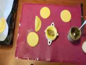 Cassatelle di Agira con crema di pistacchio di Bronte