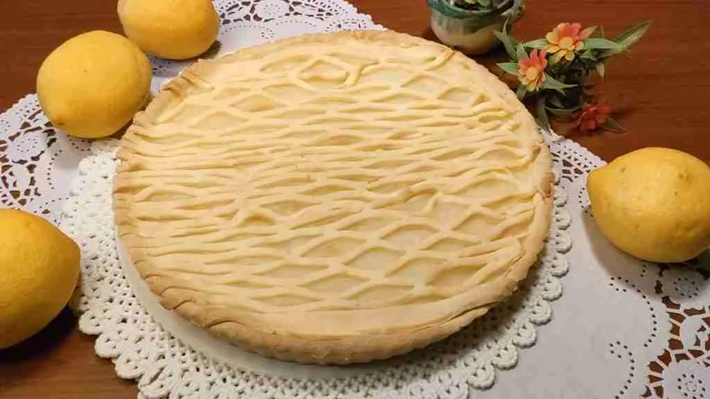 Crostata con crema bianca ai limoni di Sicilia