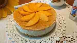 Torta fredda proteica yogurt e pesche