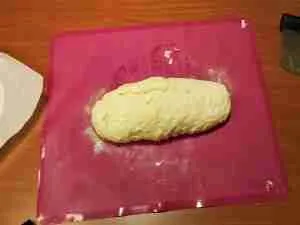 I Rollò con i Würstel: un 'icona della rosticceria siciliana 2 I Rollò con i Würstel